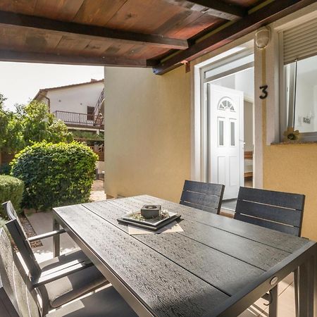 Trbovic Apartments Peaceful Stay With Free Parking, Pet-Friendly, And Bike Storage In أوماغ المظهر الخارجي الصورة