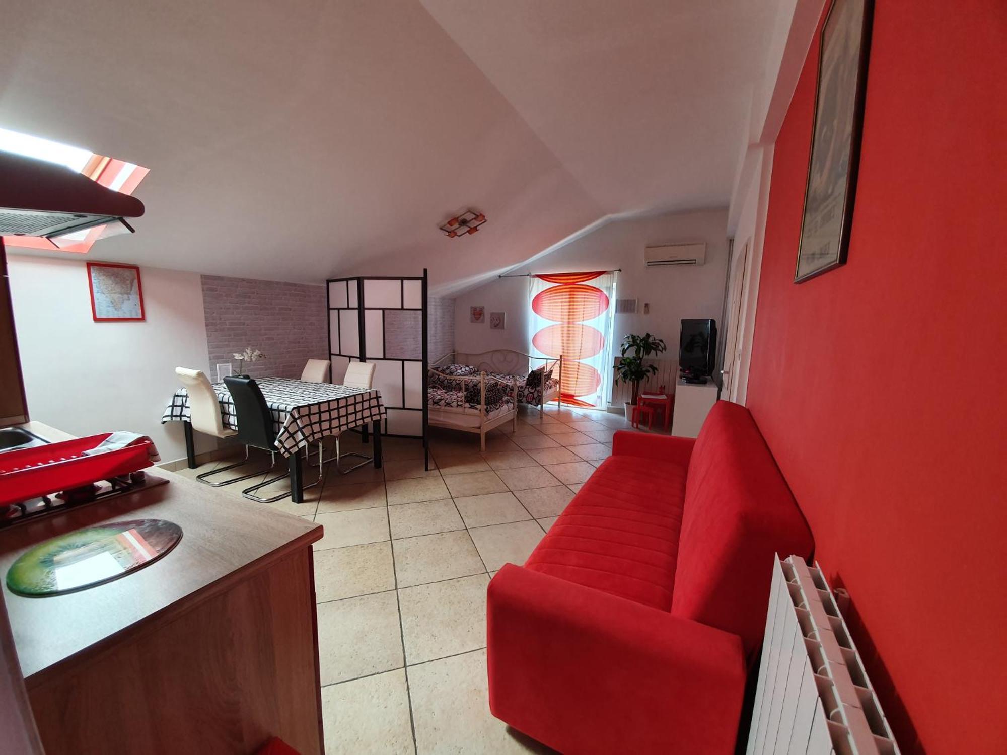 Trbovic Apartments Peaceful Stay With Free Parking, Pet-Friendly, And Bike Storage In أوماغ المظهر الخارجي الصورة