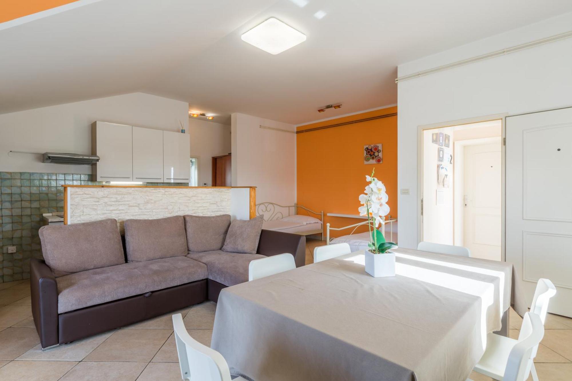 Trbovic Apartments Peaceful Stay With Free Parking, Pet-Friendly, And Bike Storage In أوماغ المظهر الخارجي الصورة