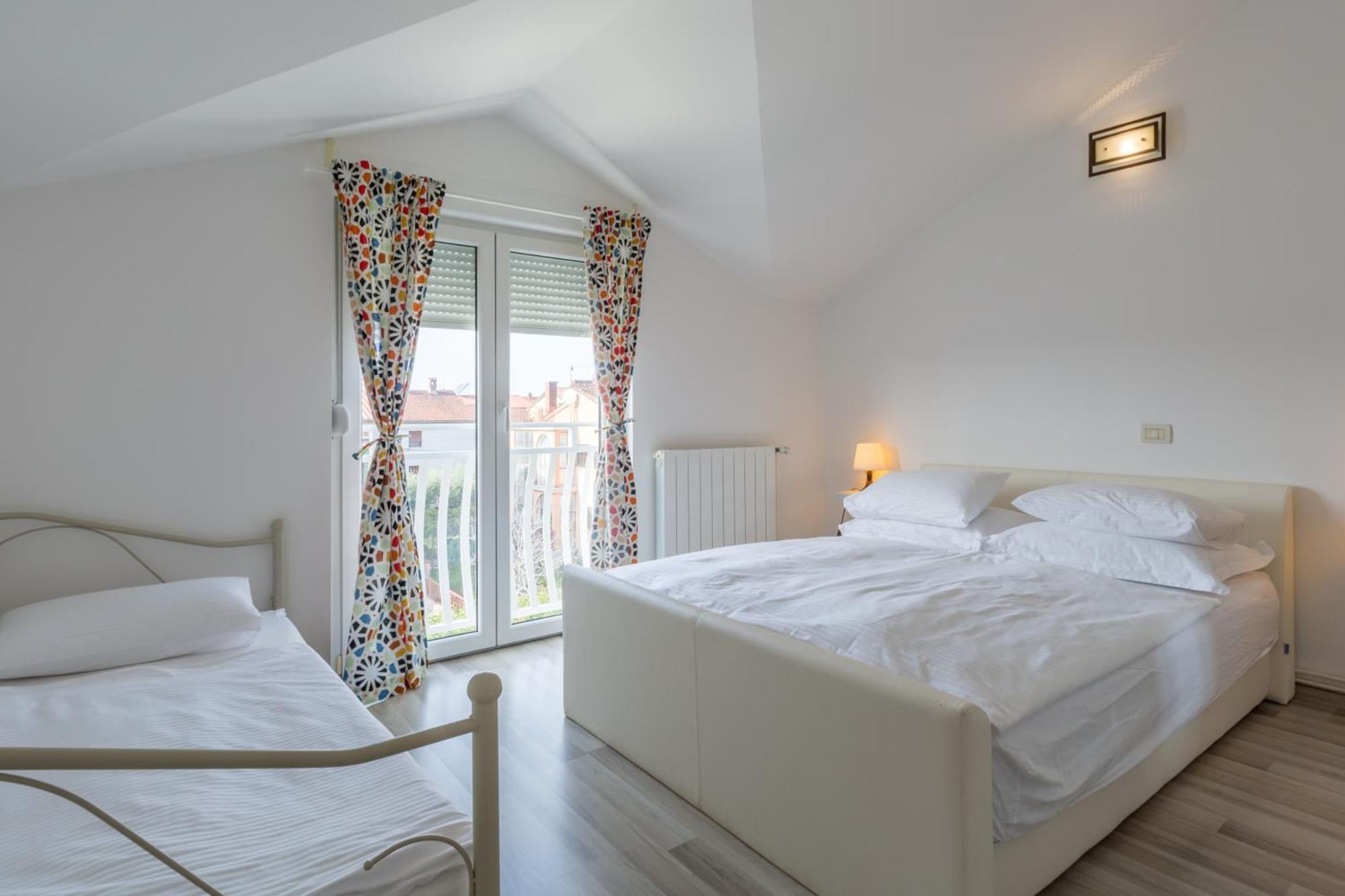 Trbovic Apartments Peaceful Stay With Free Parking, Pet-Friendly, And Bike Storage In أوماغ المظهر الخارجي الصورة